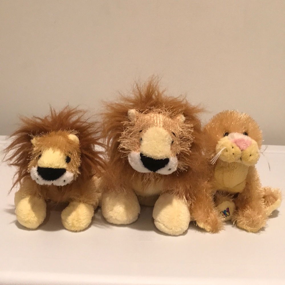 Three Webkinz Lions/Lioness